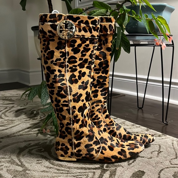 GUC Tory Burch pony hair boot - Picture 1 of 11